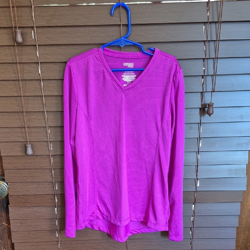 Magenta V-Neck Long Sleeve Top